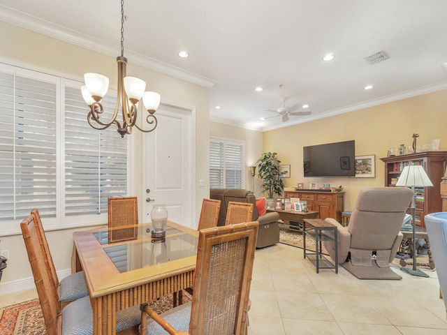 3673 Historic Lane, West Palm Beach, FL 33401