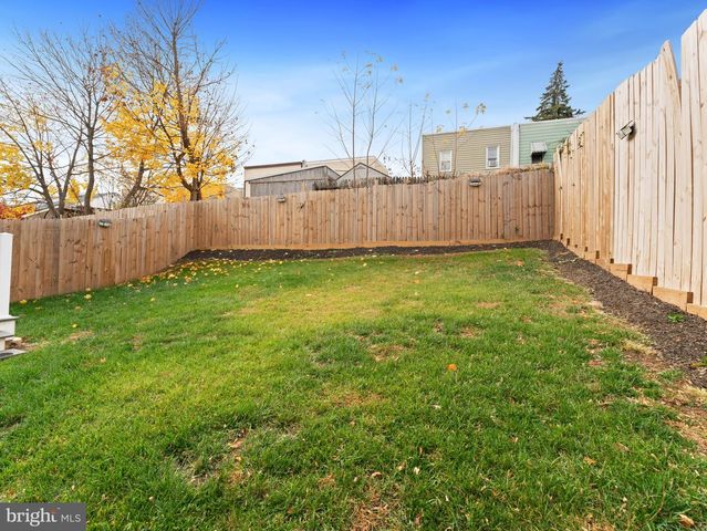 1214 ROOSEVELT DR, Havertown, PA 19083