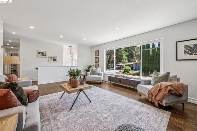 46 Elysian Fields Dr, Oakland, CA 94605