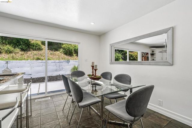 46 Elysian Fields Dr, Oakland, CA 94605