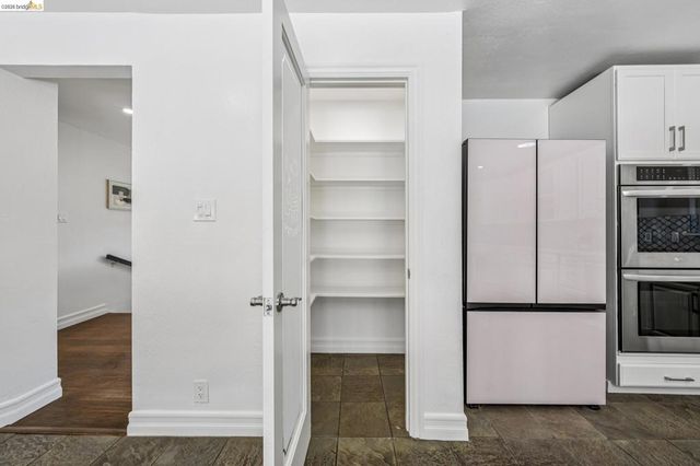 46 Elysian Fields Dr, Oakland, CA 94605