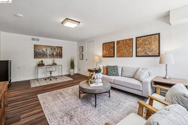46 Elysian Fields Dr, Oakland, CA 94605