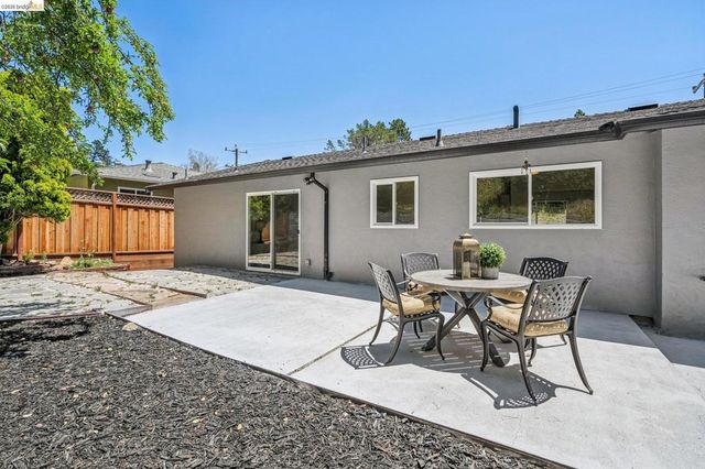 46 Elysian Fields Dr, Oakland, CA 94605