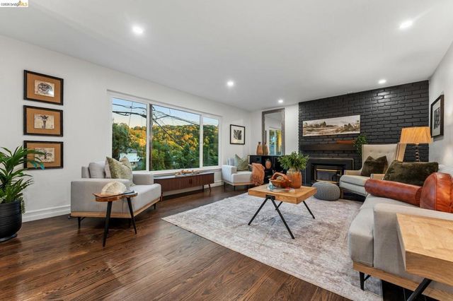 46 Elysian Fields Dr, Oakland, CA 94605