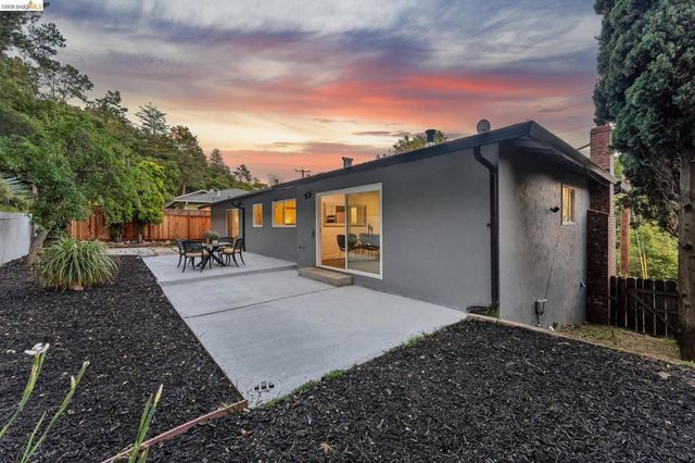 46 Elysian Fields Dr, Oakland, CA 94605
