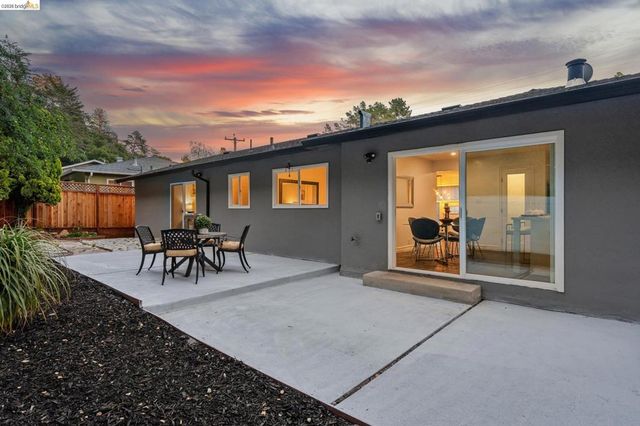 46 Elysian Fields Dr, Oakland, CA 94605