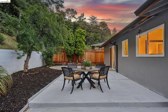 46 Elysian Fields Dr, Oakland, CA 94605