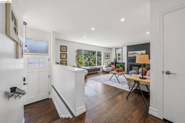 46 Elysian Fields Dr, Oakland, CA 94605