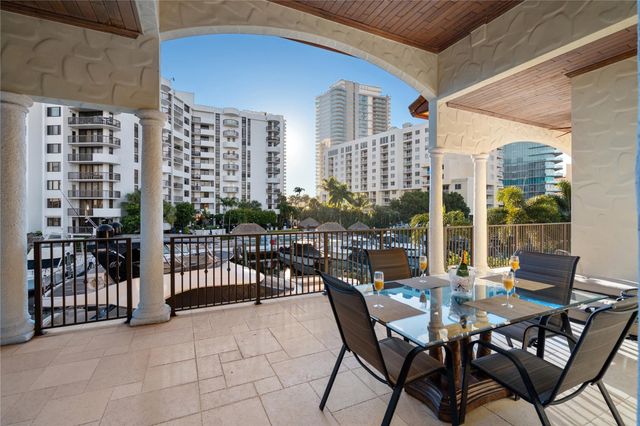 1440 E Terra Mar Dr, Pompano Beach, FL 33062