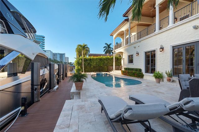 1440 E Terra Mar Dr, Pompano Beach, FL 33062