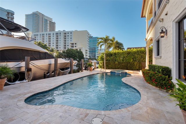 1440 E Terra Mar Dr, Pompano Beach, FL 33062