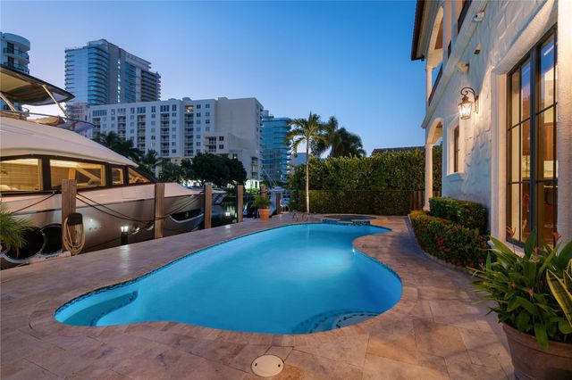 1440 E Terra Mar Dr, Pompano Beach, FL 33062