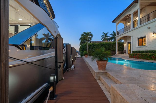 1440 E Terra Mar Dr, Pompano Beach, FL 33062