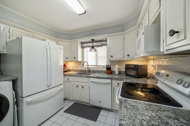 107 Nashua Street, Park Forest, IL 60466