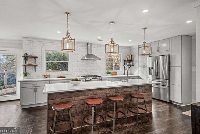 1570 King Arthur Court SE, Smyrna, GA 30080