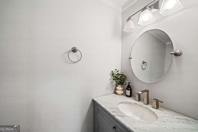 1570 King Arthur Court SE, Smyrna, GA 30080