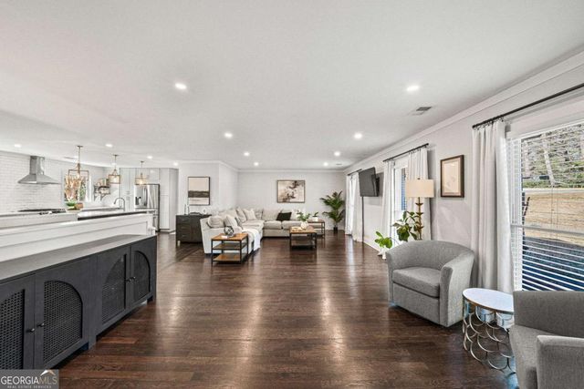 1570 King Arthur Court SE, Smyrna, GA 30080