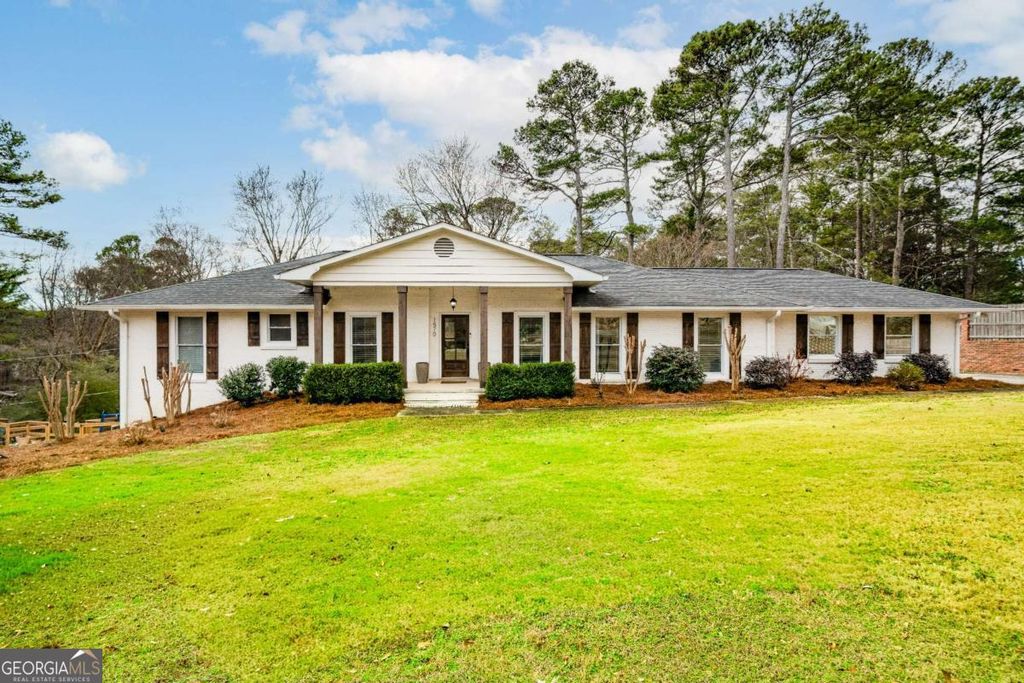 1570 King Arthur Court SE, Smyrna, GA 30080