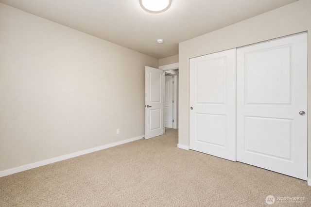 6404 Stuart Place SE, Auburn, WA 98092
