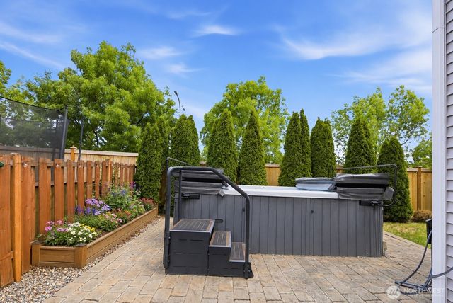 6404 Stuart Place SE, Auburn, WA 98092