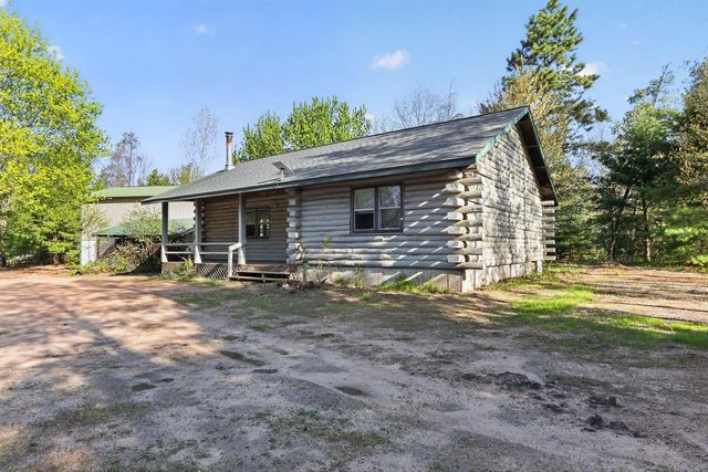 W5946 Woodland TRAIL, New Lisbon, WI 53950