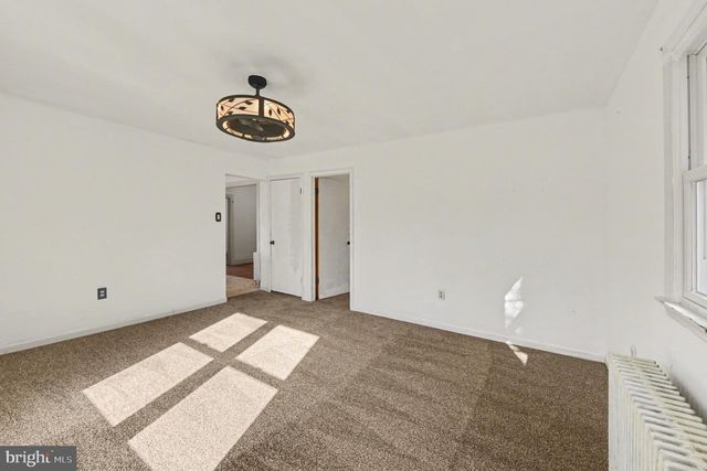 939 GRAVEL PIKE, Schwenksville, PA 19473