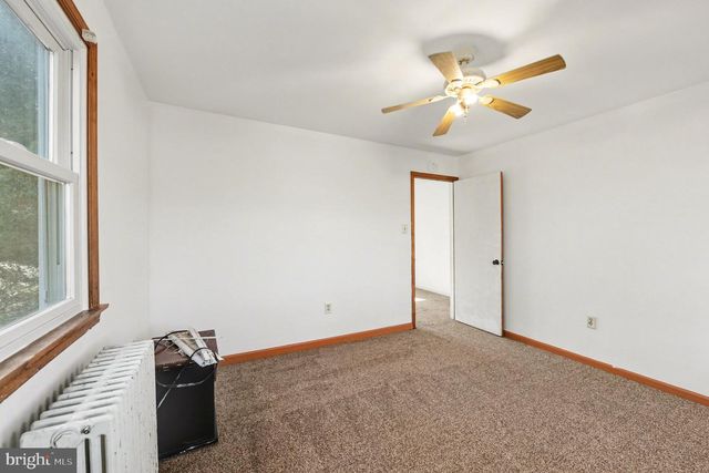 939 GRAVEL PIKE, Schwenksville, PA 19473