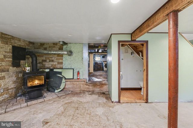 939 GRAVEL PIKE, Schwenksville, PA 19473