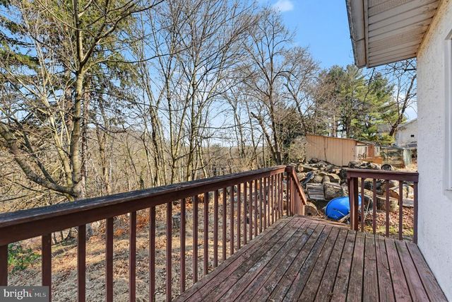 939 GRAVEL PIKE, Schwenksville, PA 19473