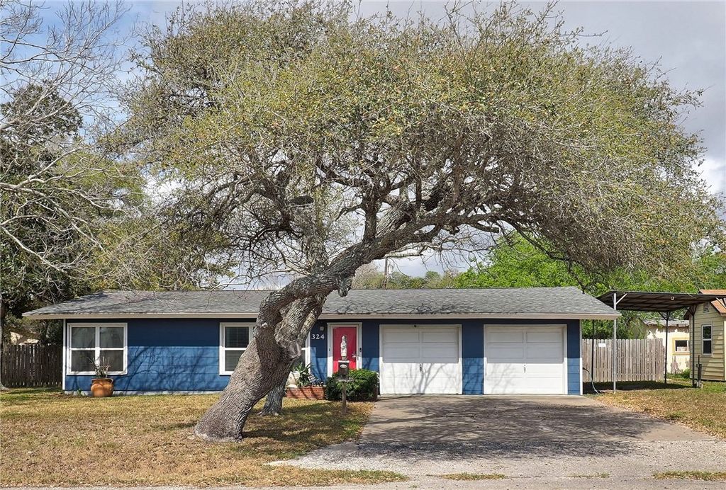 324 S 8th St, Aransas Pass, TX 78336 — exterior