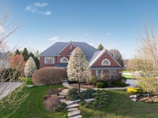 2910 N Addison Circle N, Oakland Twp, MI 48306