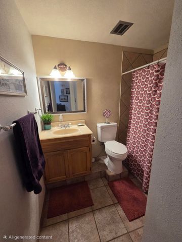 632 57th Street NW, Albuquerque, NM 87105