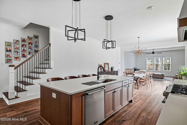 275 Hollycrest Drive, Pinehurst, NC 28374