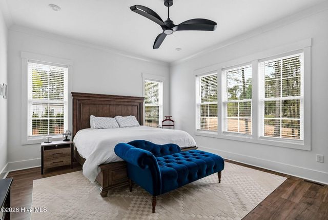 275 Hollycrest Drive, Pinehurst, NC 28374