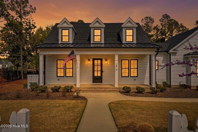 275 Hollycrest Drive, Pinehurst, NC 28374