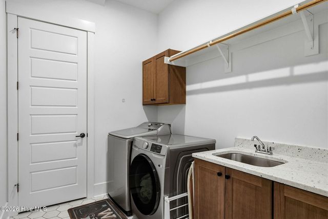 275 Hollycrest Drive, Pinehurst, NC 28374