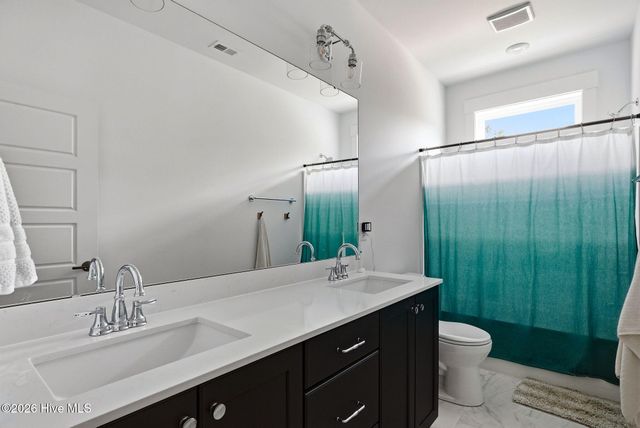 275 Hollycrest Drive, Pinehurst, NC 28374