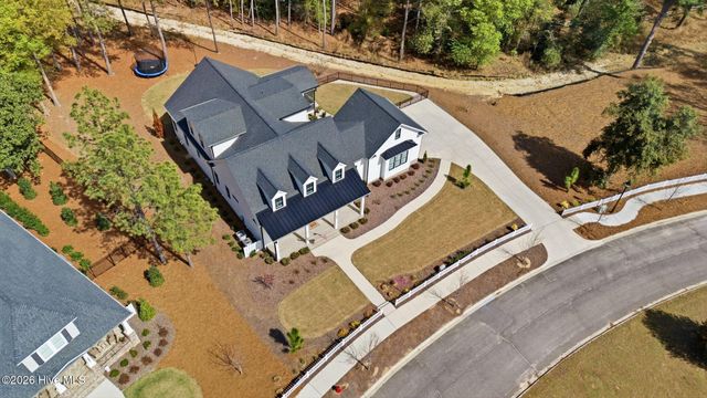 275 Hollycrest Drive, Pinehurst, NC 28374
