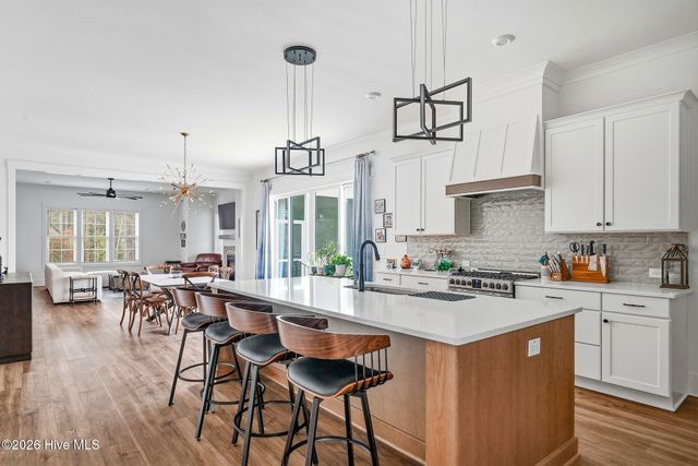 275 Hollycrest Drive, Pinehurst, NC 28374