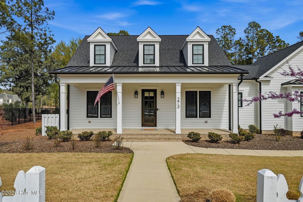 275 Hollycrest Drive, Pinehurst, NC 28374