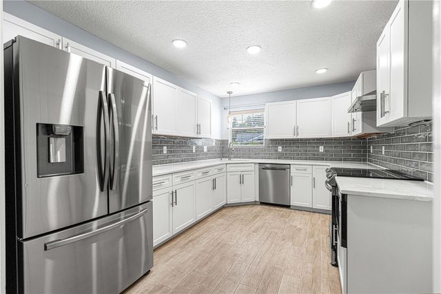 925 BEVERLY HARBORS DRIVE, Leesburg, FL 34748