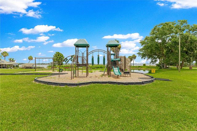 925 BEVERLY HARBORS DRIVE, Leesburg, FL 34748