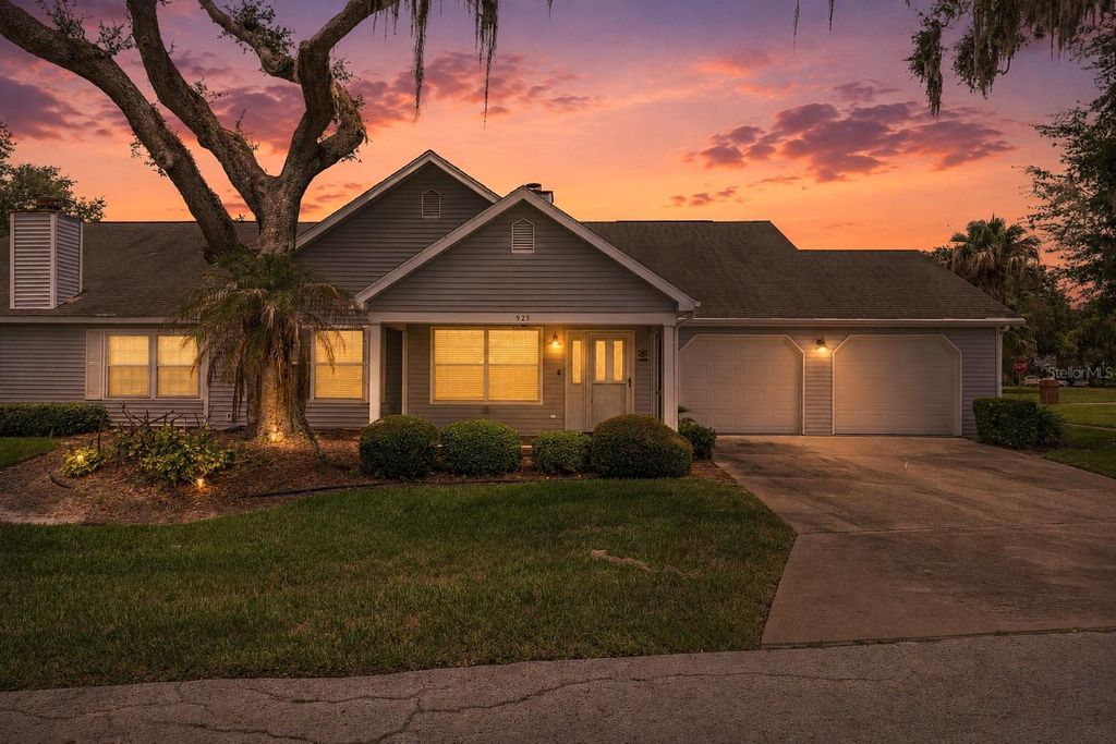 925 BEVERLY HARBORS DRIVE, Leesburg, FL 34748