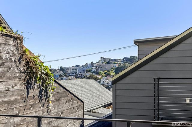 4376 17th Street, San Francisco, CA 94114