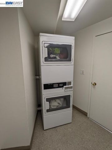 6363 Christie Ave 905, Emeryville, CA 94608