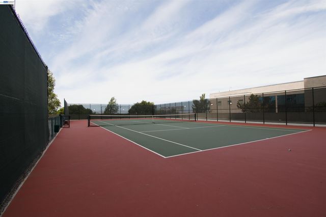 6363 Christie Ave 905, Emeryville, CA 94608