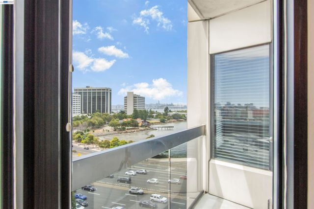 6363 Christie Ave 905, Emeryville, CA 94608