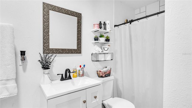 8912 SABODA COURT, Tampa, FL 33634