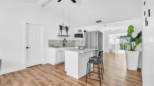 8912 SABODA COURT, Tampa, FL 33634