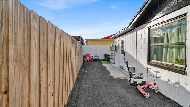 8912 SABODA COURT, Tampa, FL 33634